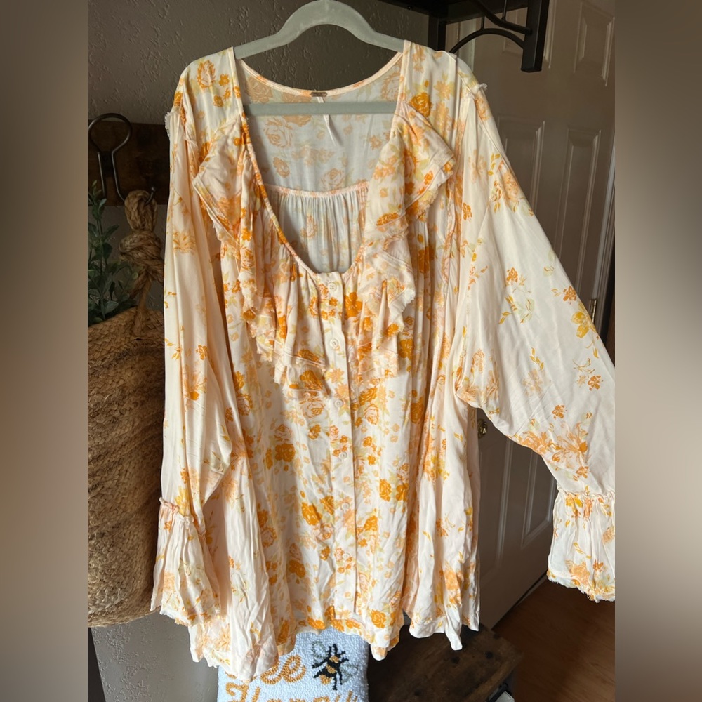 Loretta Bell Sleeve Free People Blouse Medium